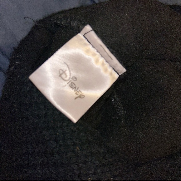 Disney Minnie Mouse black beanie with bow winter hat - Picture 4 of 4